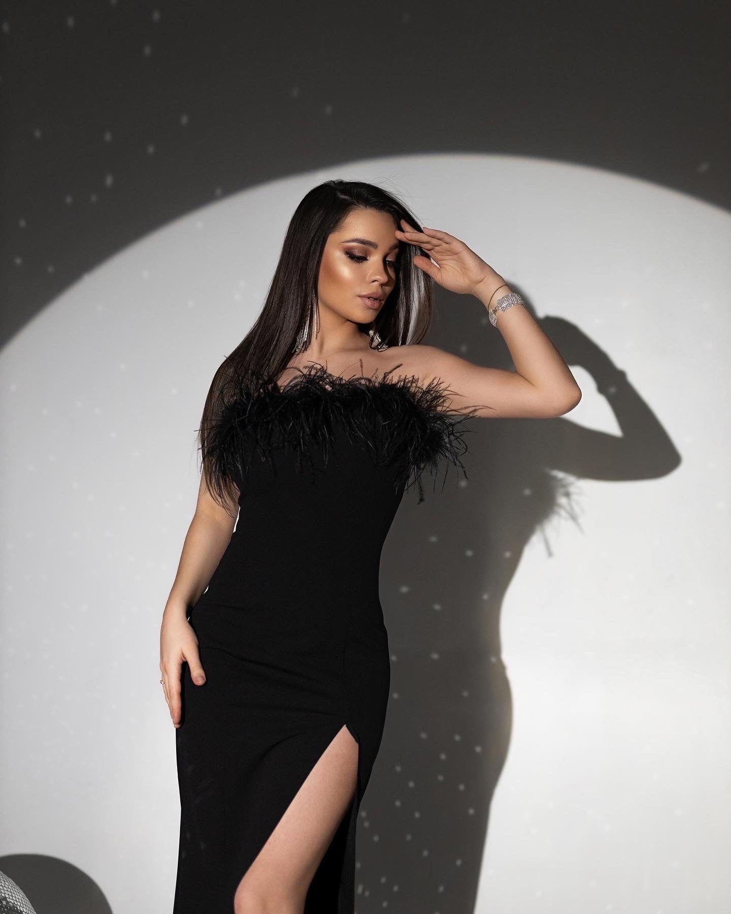 Katerina _ HARPER -UNIQUE AND STILISH