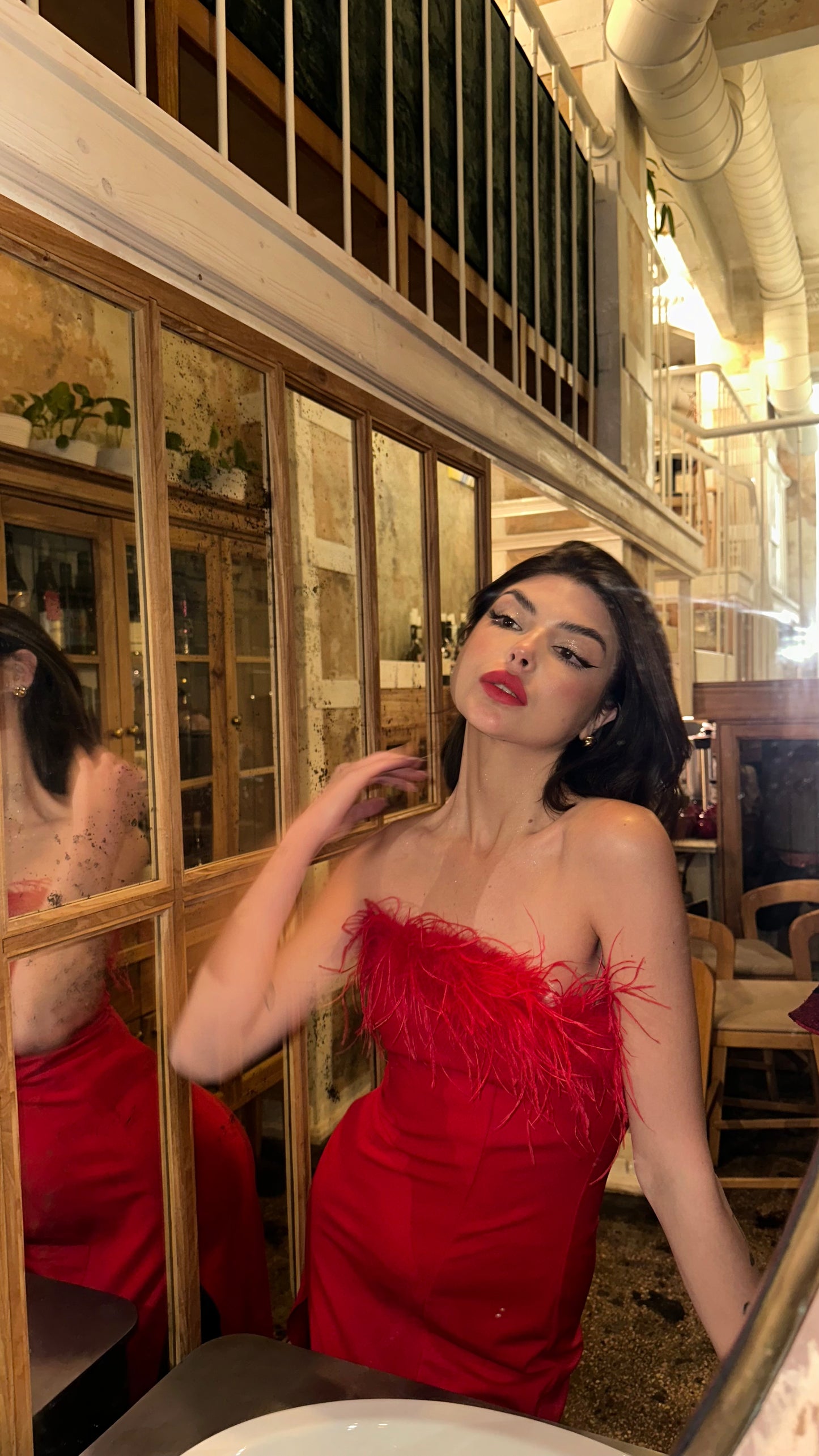 Katerina _ HARPER -UNIQUE AND STILISH