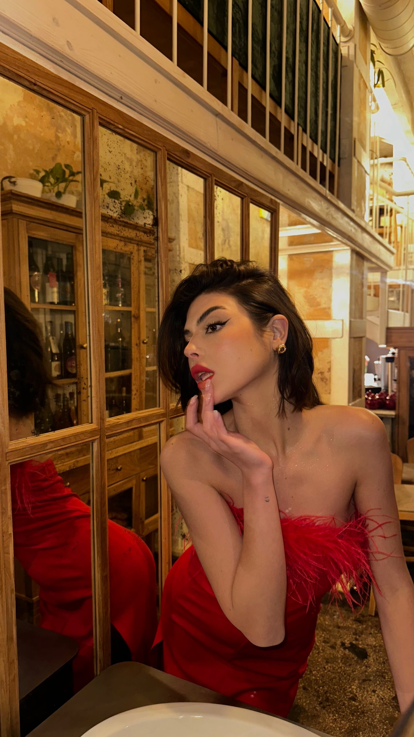 Katerina _ HARPER -UNIQUE AND STILISH