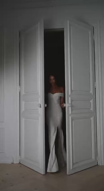Amelia - Maxi Dress
